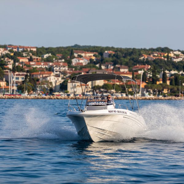 navis-prince-005 PRINCE 570 OPEN - Navis - Rent a boat Malinska