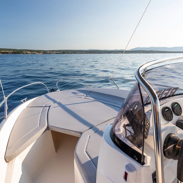 navis-prince-011 PRINCE 570 OPEN - Navis - Rent a boat Malinska