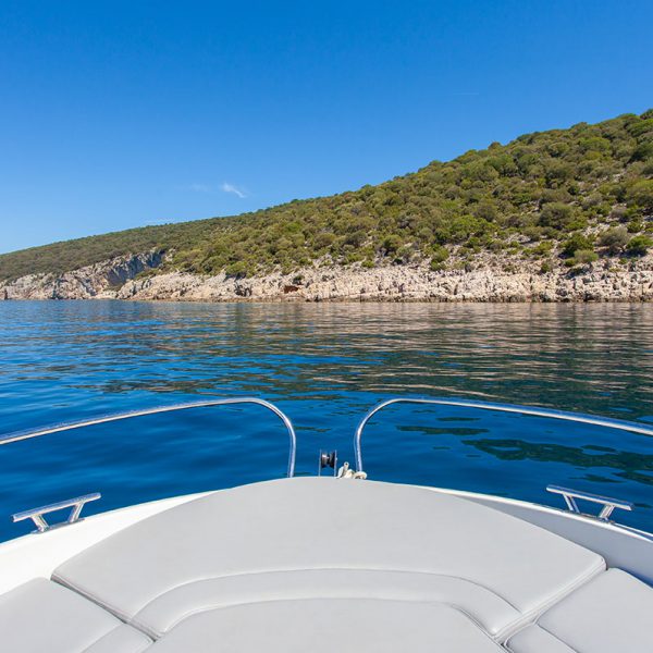 navis-prince-022 PRINCE 570 OPEN - Navis - Rent a boat Malinska