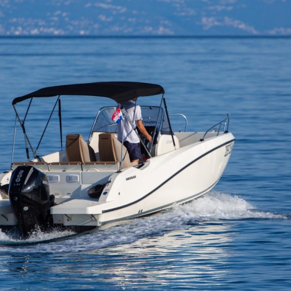 quicksilver-active-675-open-5